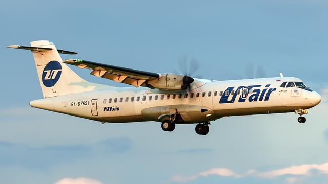 RA-67691:ATR 72-500:ЮТэйр